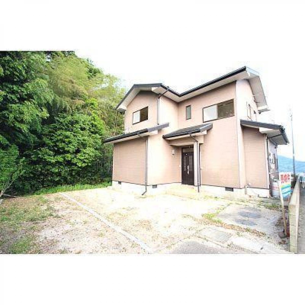 4 bedrooms House in Nagasaki, Japan No. 3156