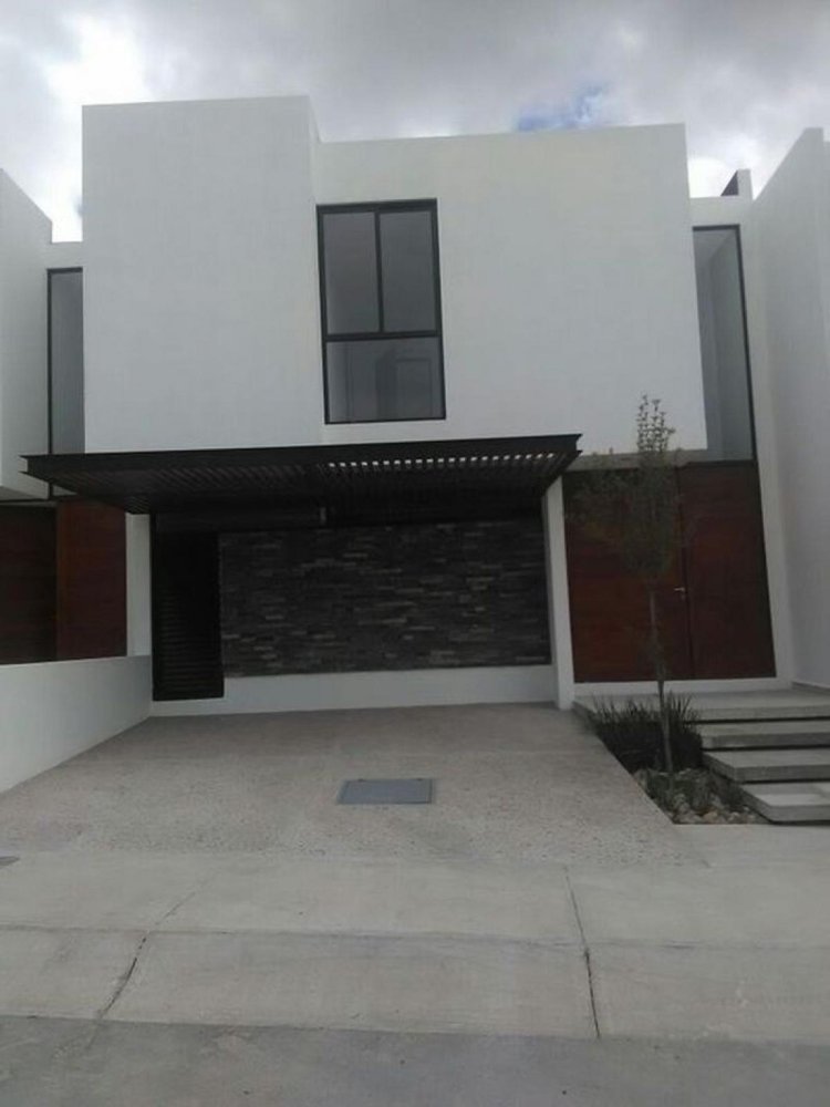 3 bedrooms House in Queretaro, Mexico No. 166720