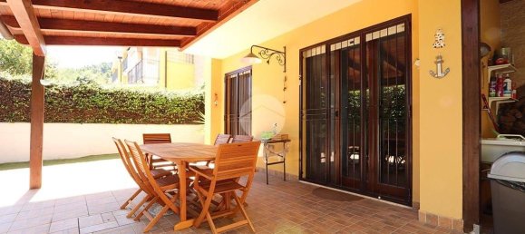 3 bedrooms House in Pescara, Italy No. 281440 8