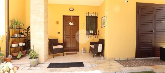 3 bedrooms House in Pescara, Italy No. 281440 30