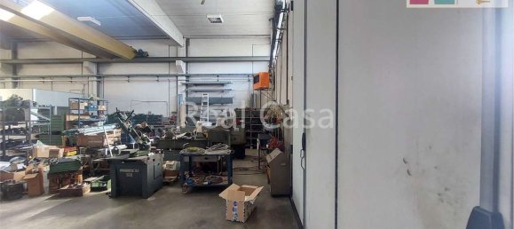 730m² Warehouse in Modena, Italy No. 222600 38