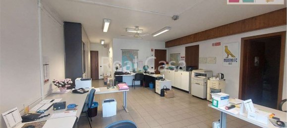 730m² Warehouse in Modena, Italy No. 222600 78