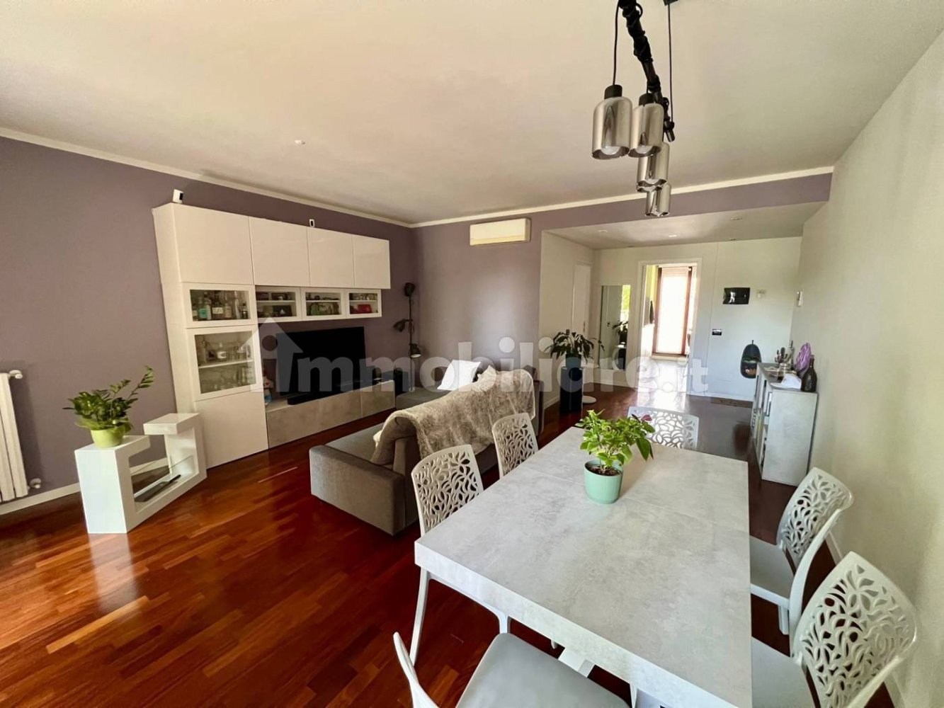 1 غرف نوم شقة في Gallarate, Italy رقم 324890