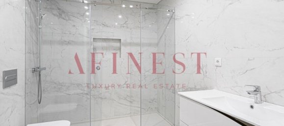 4 bedrooms Villa in Corroios, Portugal No. 144027 13