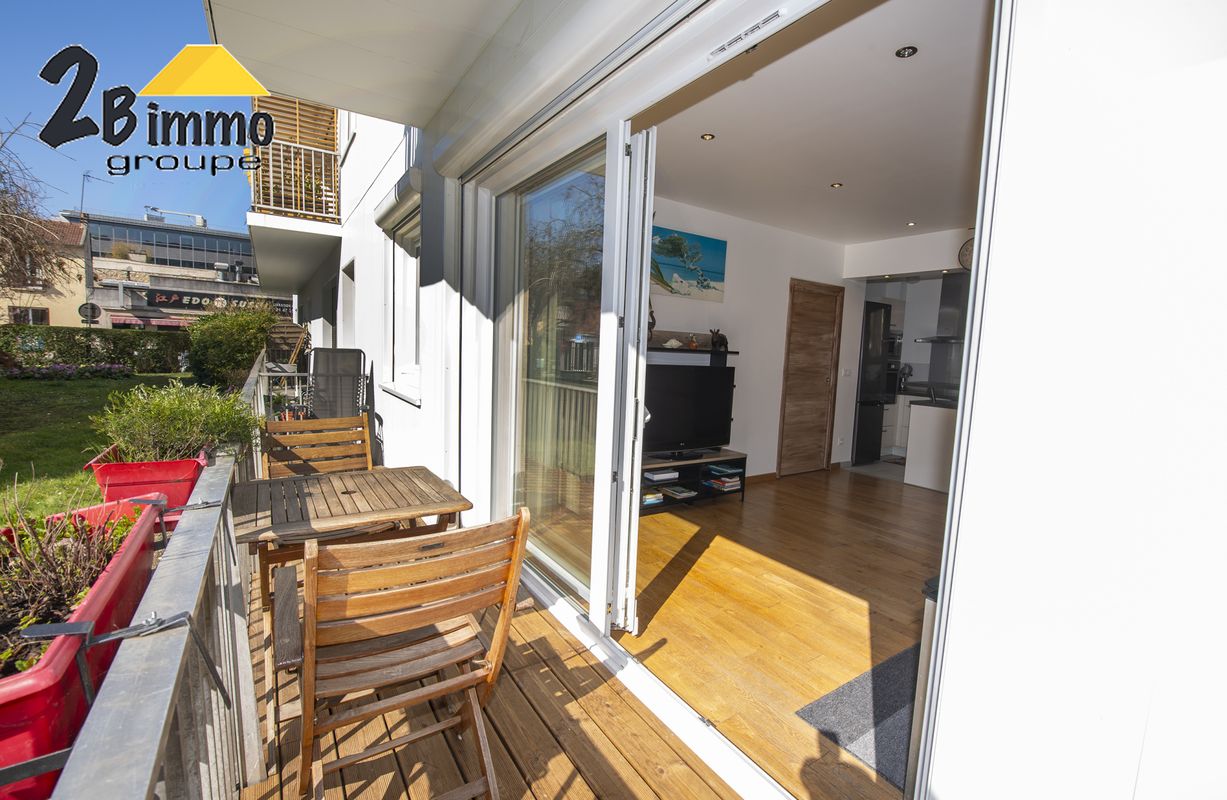 1 bedroom Apartment in Montrouge, France No. 121168