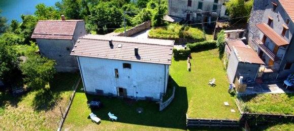 8 rooms House in Vagli Sotto, Italy No. 273739 4