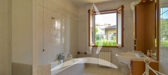 8 bedrooms Villa in Montepulciano, Italy No. 371062 26