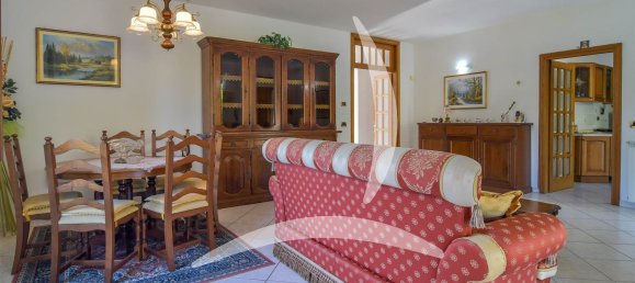 8 bedrooms Villa in Montepulciano, Italy No. 371062 14