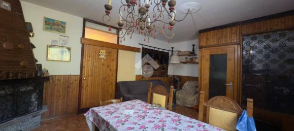 Villa T4 em Villa di Tirano, Italy N.º 320017 8