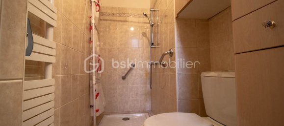 6-Zimmer Gebäude in Ladon, France, Nr. 244749 20