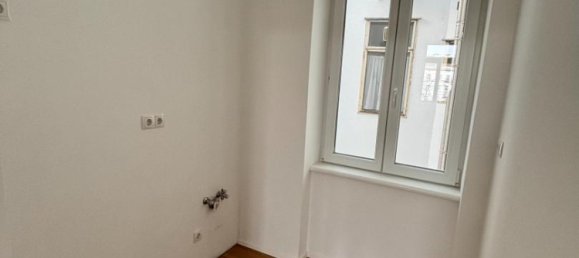 4 rooms Apartment in Mariahilf, Austria No. 50088 9