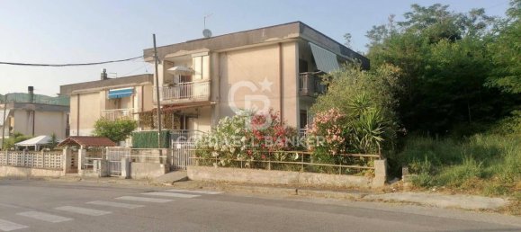 6 rooms Apartment in Agropoli, Italy No. 111253 36