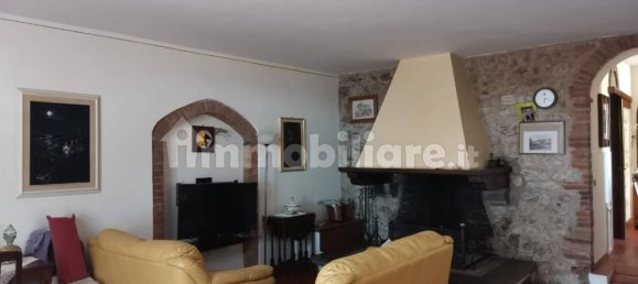 3 bedrooms House in Colle di Val d'Elsa, Italy No. 204054 10