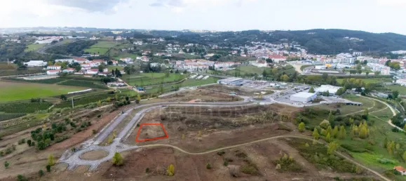 قطعة أرض في Evora de Alcobaca, Portugal 1317متر مربع رقم 133916 3