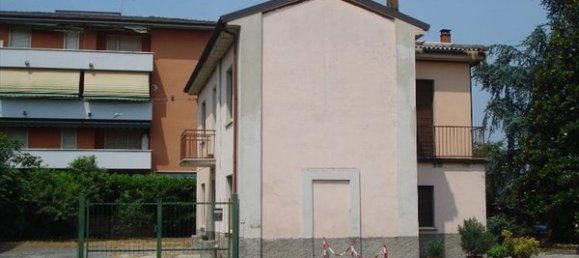 Вилла с 5 комнатами в Страделла, Италия № 73778 7