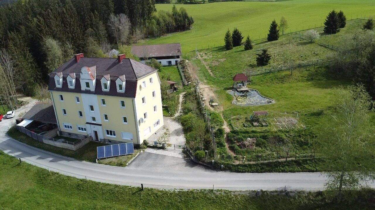 21 room House in Rainbach im Muhlkreis, Austria No. 237513
