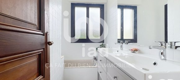 3 bedrooms House in Etiolles, France No. 319434 10