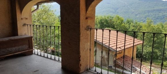 15 bedrooms House in Luino, Italy No. 160927 5