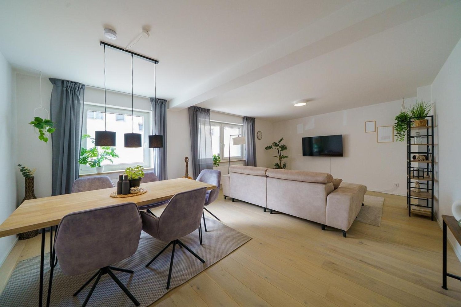 Квартира с 2 спальнями в Нюрнберг, Германия № 307211