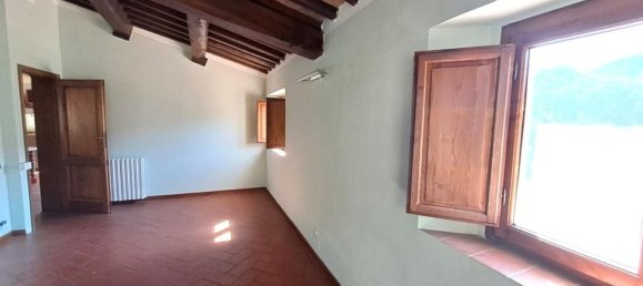 6 rooms Commercial property in Pietrasanta, Italy No. 112811 27