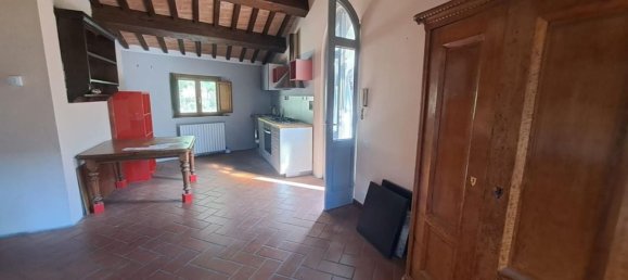 6 rooms Commercial property in Pietrasanta, Italy No. 112811 23