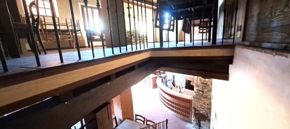 6 rooms Commercial property in Pietrasanta, Italy No. 112811 9