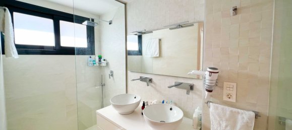 4 bedrooms Villa in Ciudad Quesada, Spain No. 8952 6