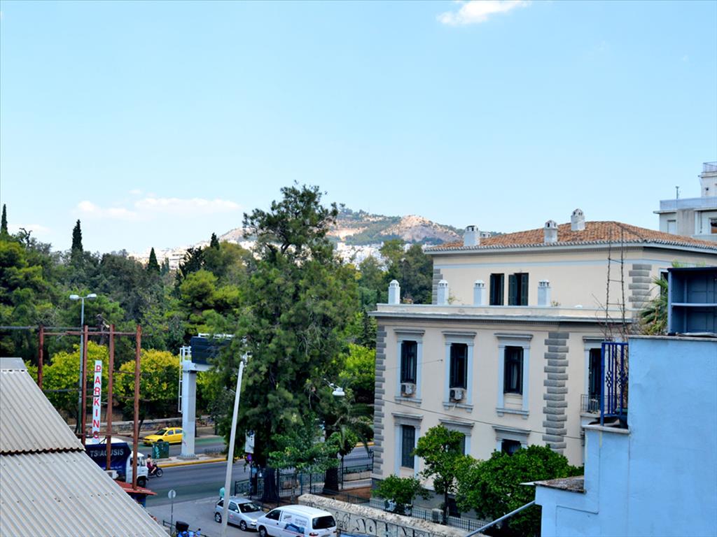6 rooms Property in Athens, Greece No. 7075