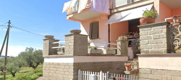 Квартира с 5 комнатами в Вилла Сан Джованни ин Туша, Италия № 205022 2