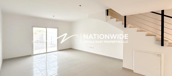 Вилла с 3 спальнями в Абу-Даби, ОАЭ № 109943 13