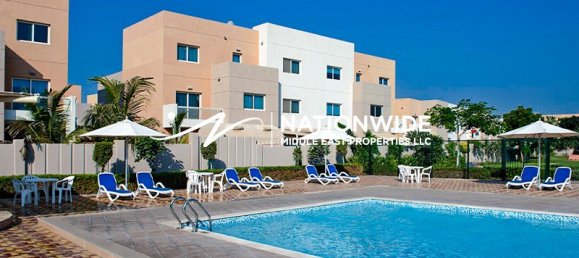 Вилла с 3 спальнями в Абу-Даби, ОАЭ № 109943 16