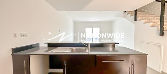 Вилла с 3 спальнями в Абу-Даби, ОАЭ № 109943 14