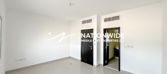 Вилла с 3 спальнями в Абу-Даби, ОАЭ № 109943 8