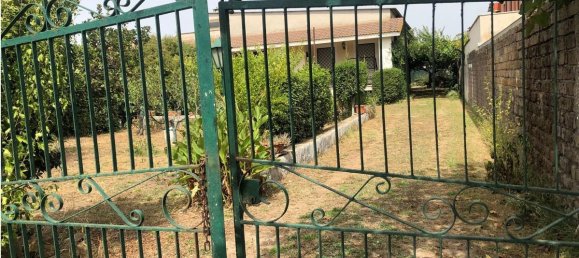 Villa de 3 habitaciónes en Aprilia, Italy No. 70495 40