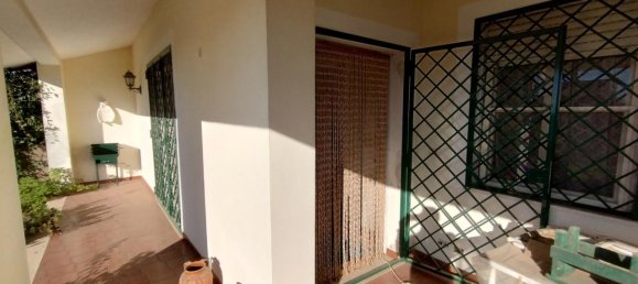 Villa de 3 habitaciónes en Aprilia, Italy No. 70495 11