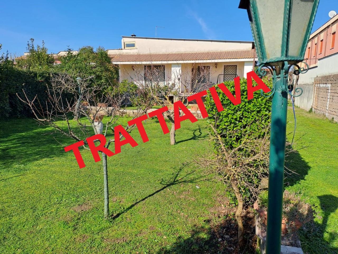 Villa de 3 divisões em Aprilia, Italy N.º 70495