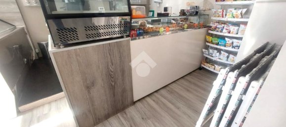 1-Zimmer Gewerbliche Immobilie in Rome, Italy, Nr. 9343 8