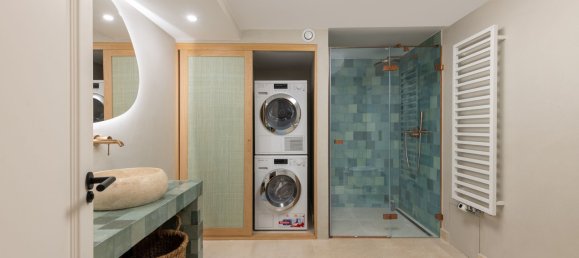 6 bedrooms House in Marbella, Spain No. 147110 19