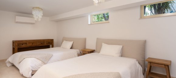 6 bedrooms House in Marbella, Spain No. 147110 20