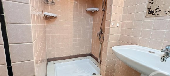 350m² Building in Aube, France No. 56472 9