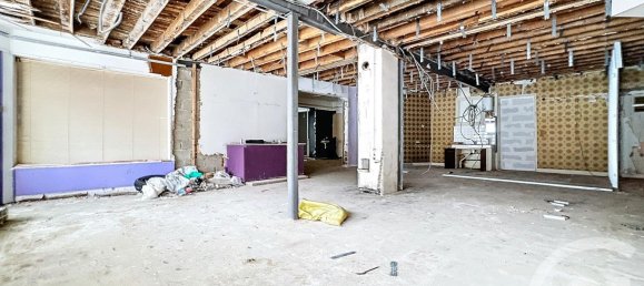 350m² Building in Aube, France No. 56472 2