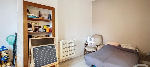 350m² Building in Aube, France No. 56472 11