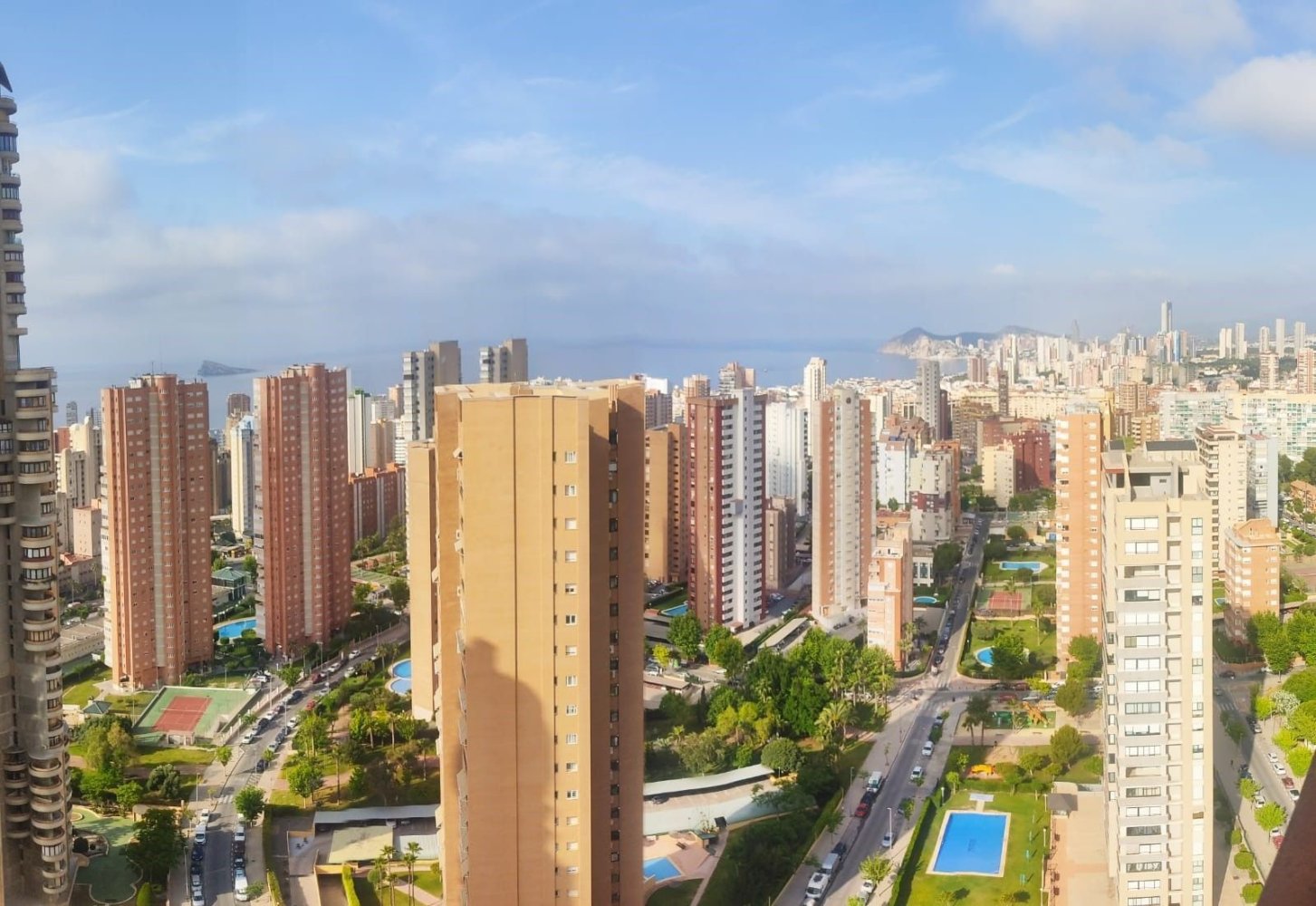 4 bedrooms Apartment in Benidorm, Spain No. 82543