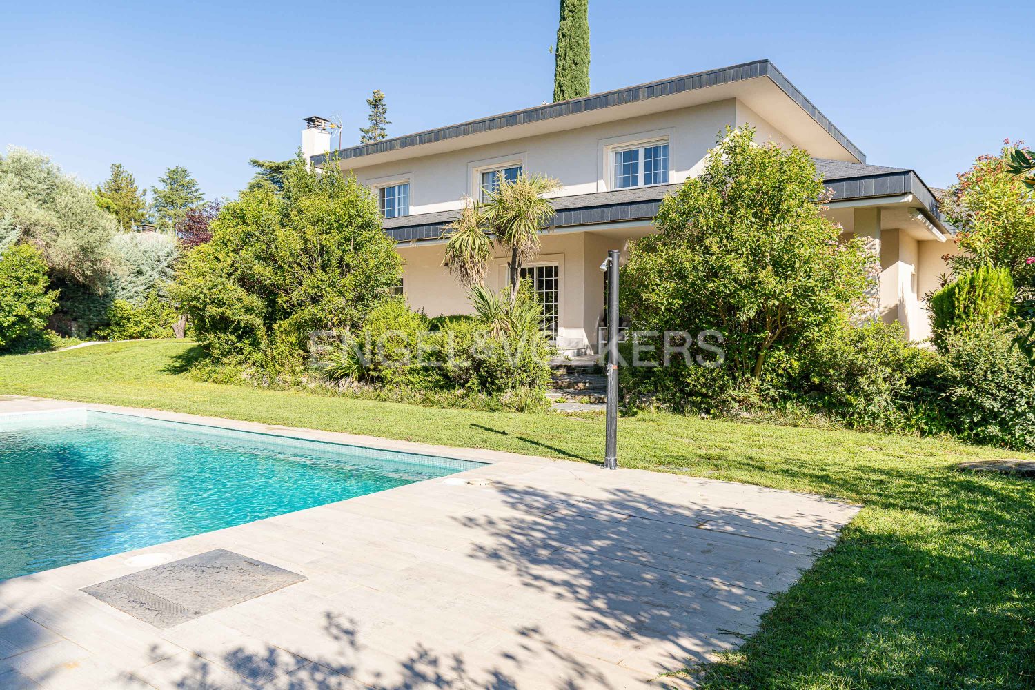 7 bedrooms House in Alcobendas, Spain No. 272034