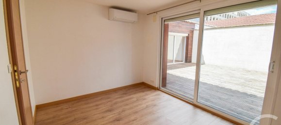 3 bedrooms House in Villefranche-sur-Saone, France No. 308797 6