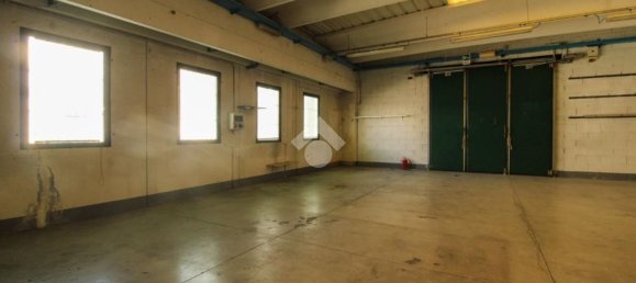 Oficina en Lallio, Italy 320 m² No. 273853 7