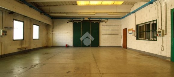 Oficina en Lallio, Italy 320 m² No. 273853 3