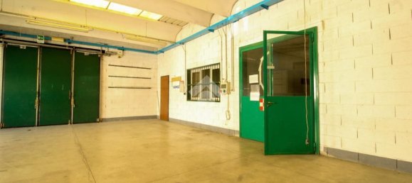 Oficina en Lallio, Italy 320 m² No. 273853 12