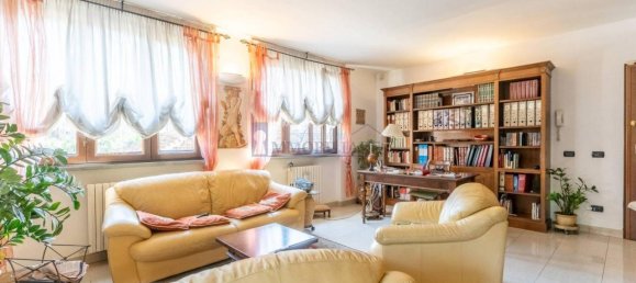 3 rooms Apartment in Milan, Italy No. 245767 9
