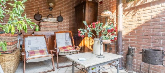 3 rooms Apartment in Milan, Italy No. 245767 2